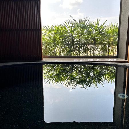 Hotel Wakamizu Такаразука Екстериор снимка