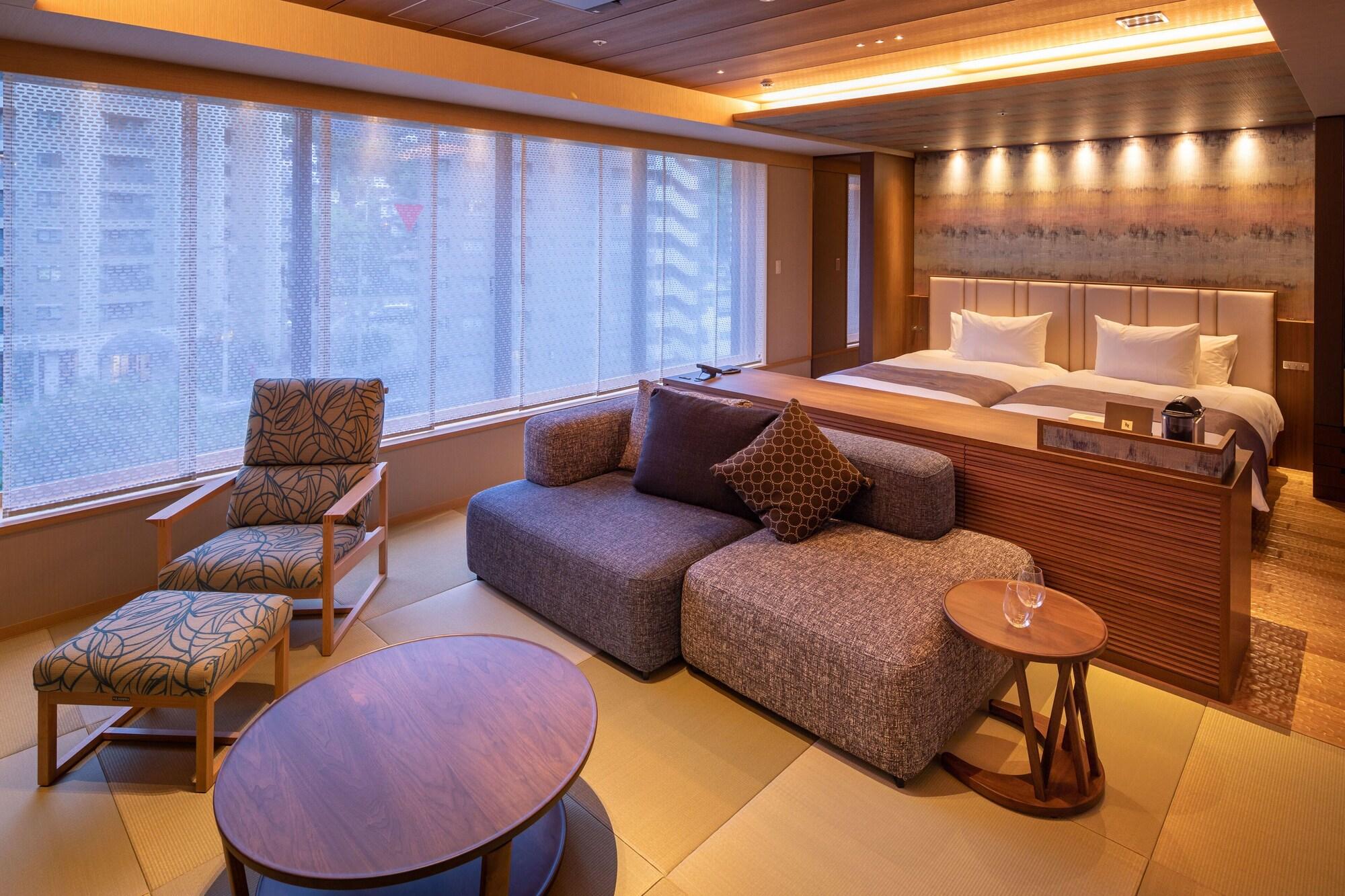 Hotel Wakamizu Такаразука Екстериор снимка
