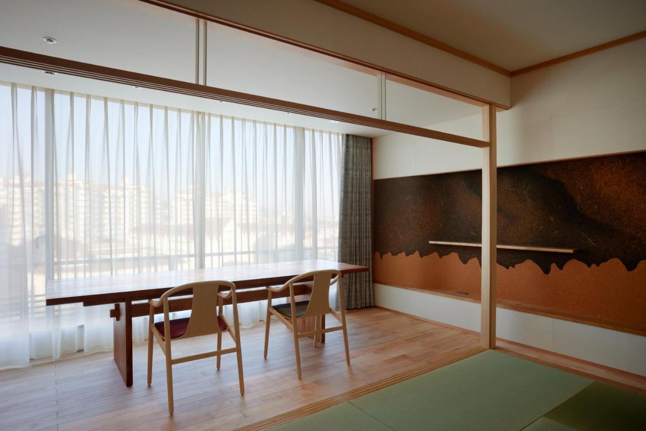 Hotel Wakamizu Такаразука Екстериор снимка