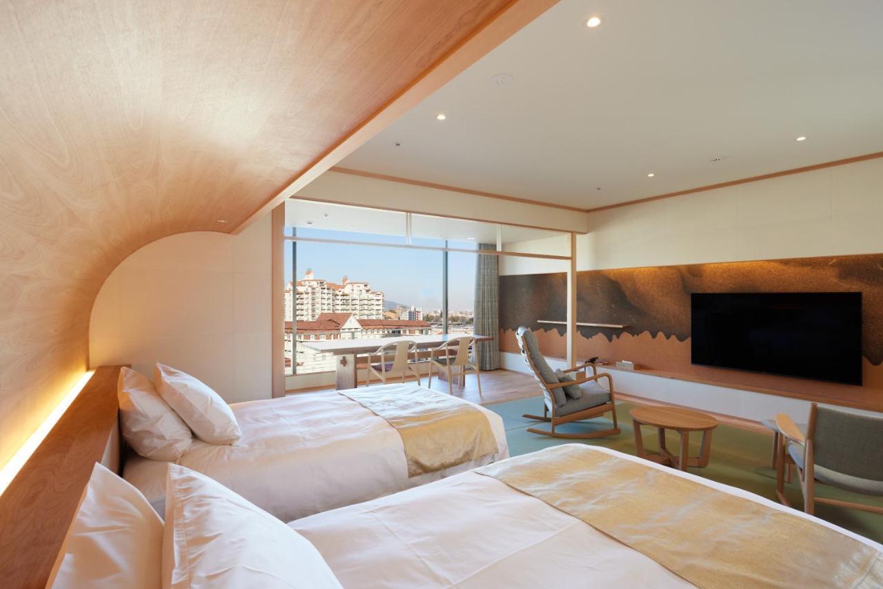Hotel Wakamizu Такаразука Екстериор снимка