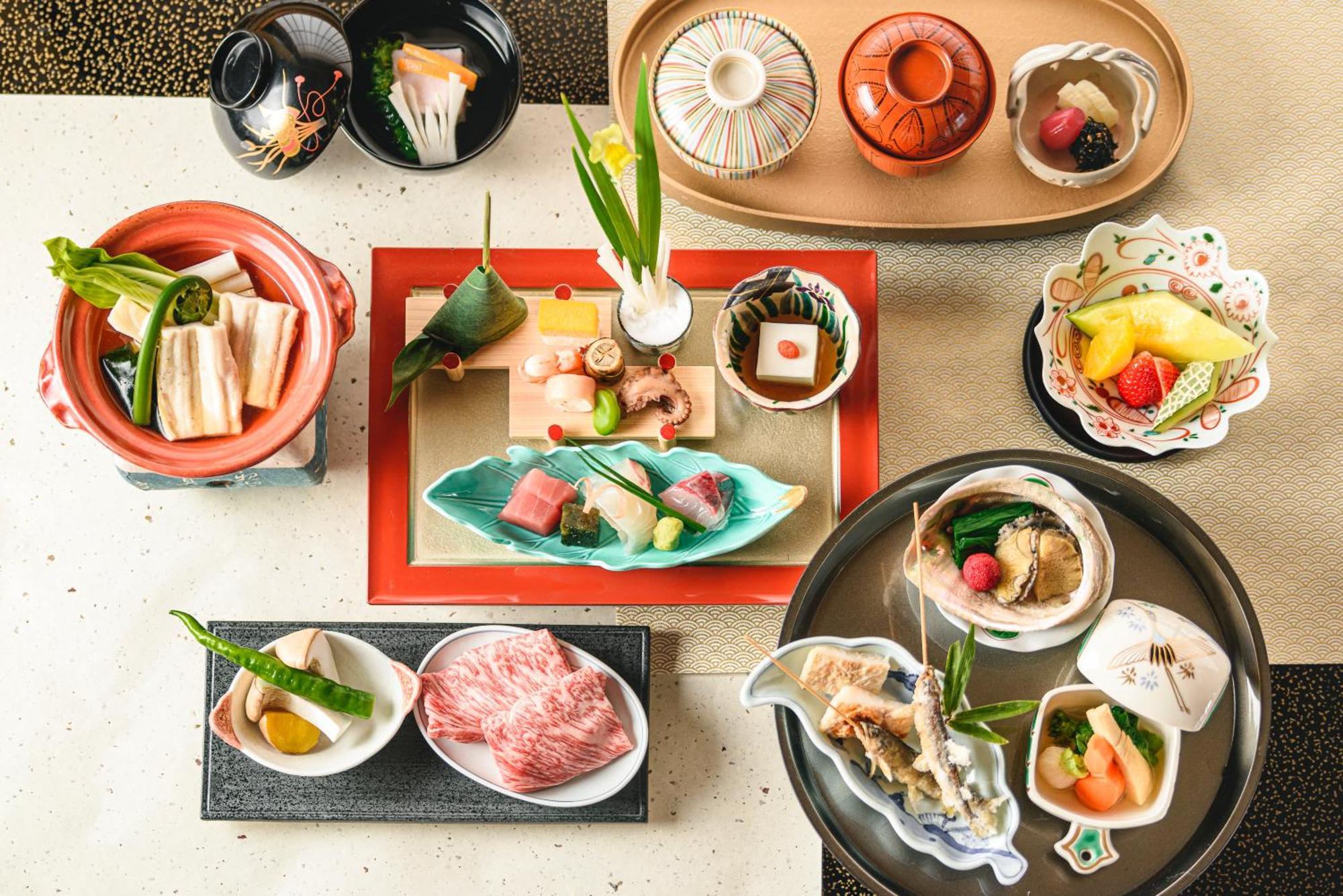 Hotel Wakamizu Такаразука Екстериор снимка