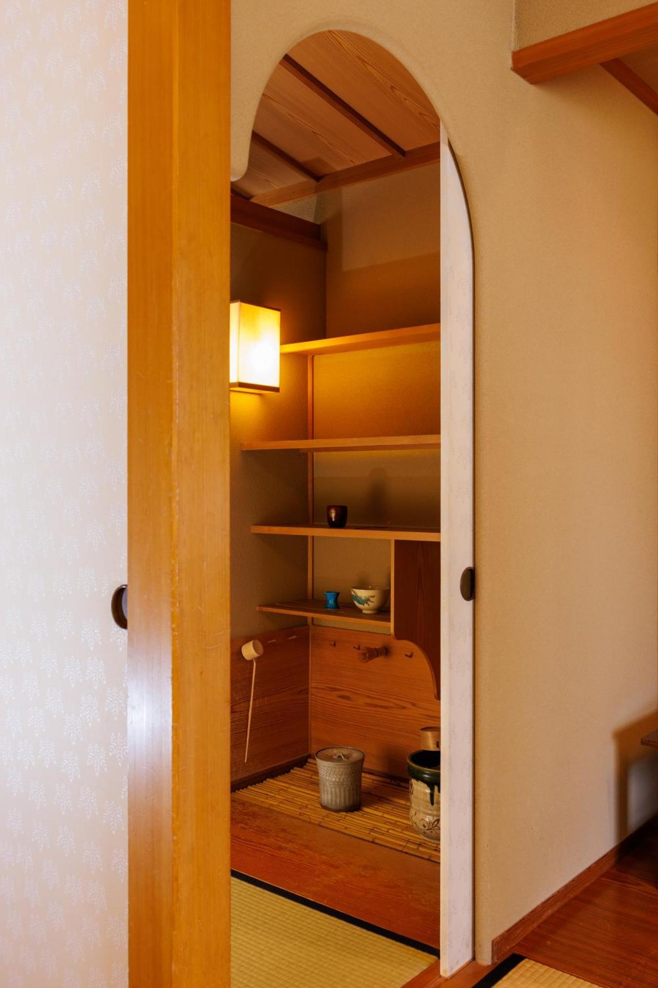 Hotel Wakamizu Такаразука Екстериор снимка