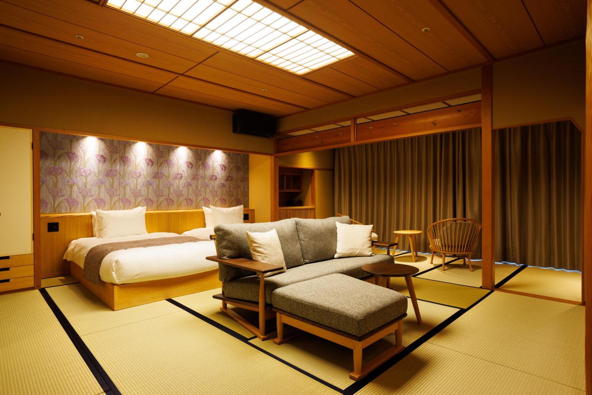 Hotel Wakamizu Такаразука Екстериор снимка