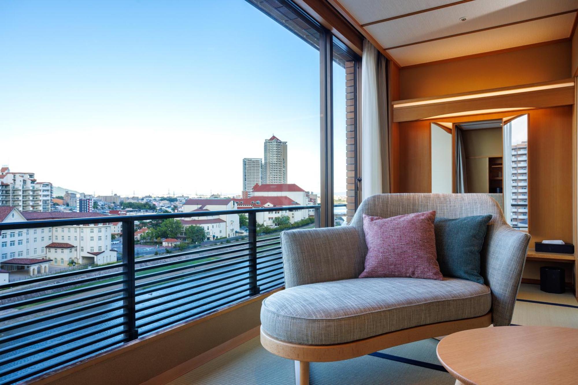 Hotel Wakamizu Такаразука Екстериор снимка