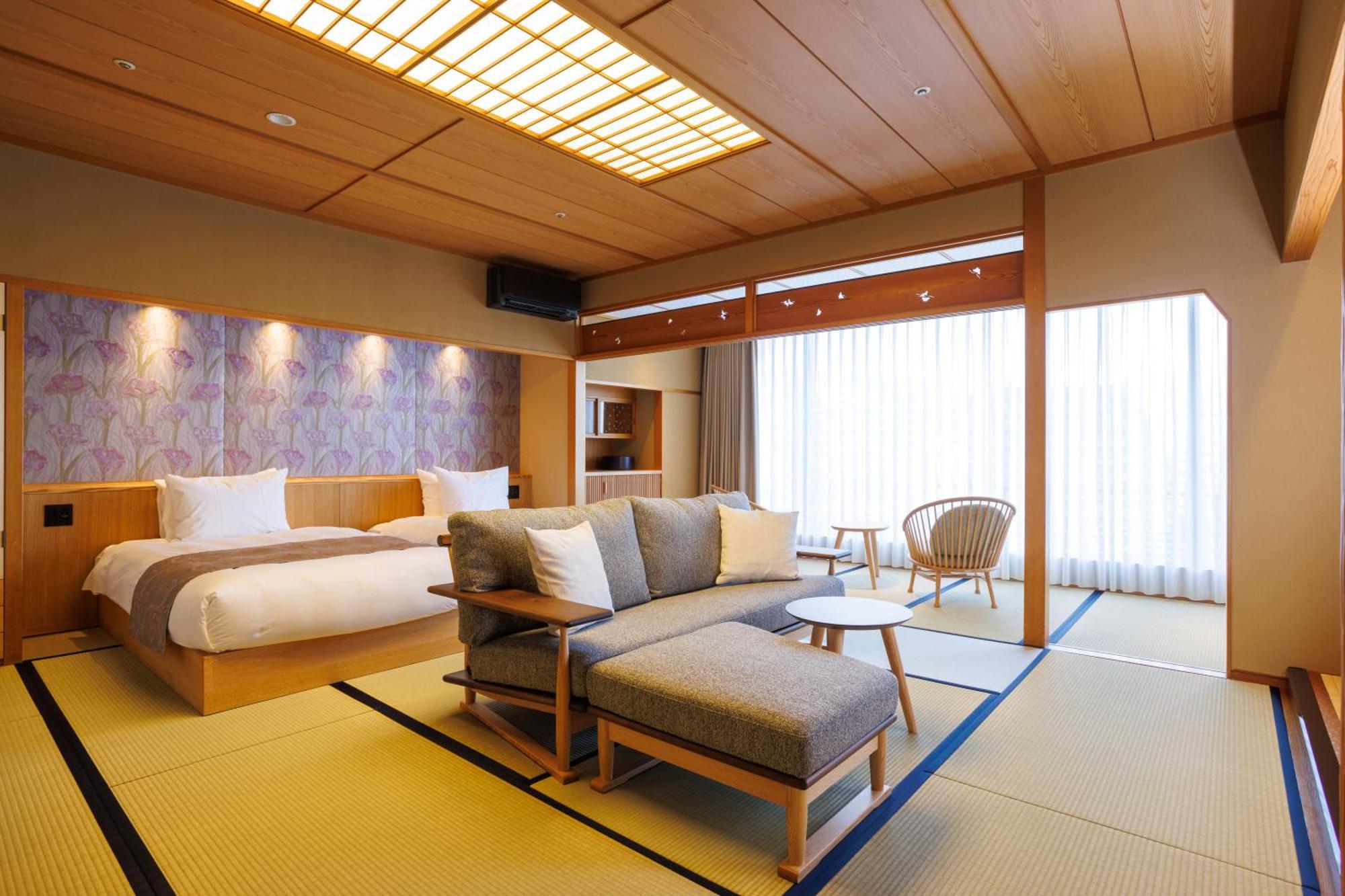 Hotel Wakamizu Такаразука Екстериор снимка