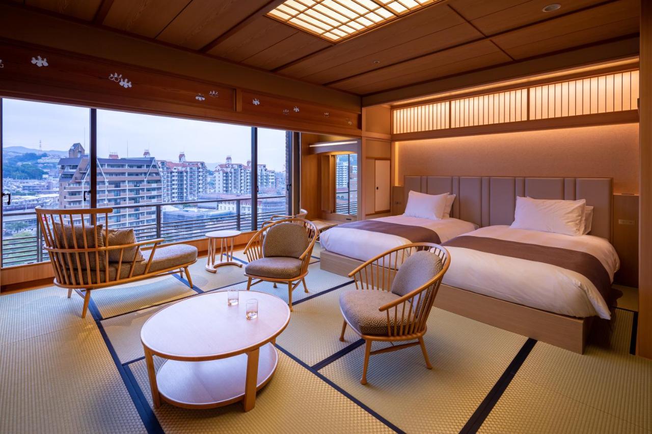 Hotel Wakamizu Такаразука Екстериор снимка
